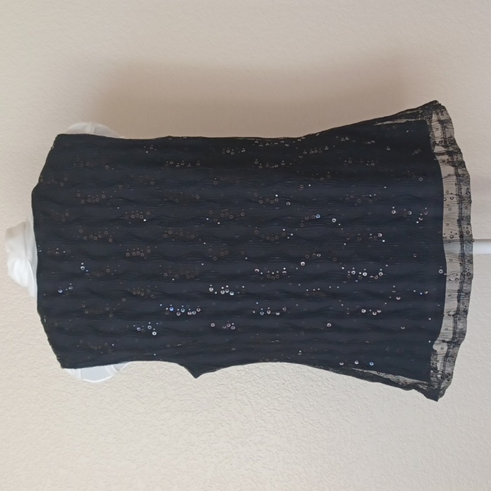3/$25 SALE AB Studio Black Sequins & Lace Sleeveless V-Neck Top, Womens Medium - Picture 6 of 13